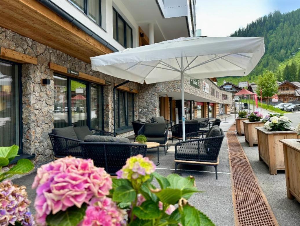 Hotel Firstpeak